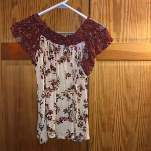 Altar’d State summery top